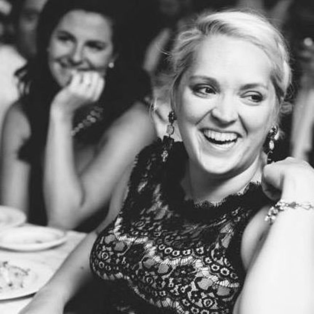 Meet your Posher, Julia